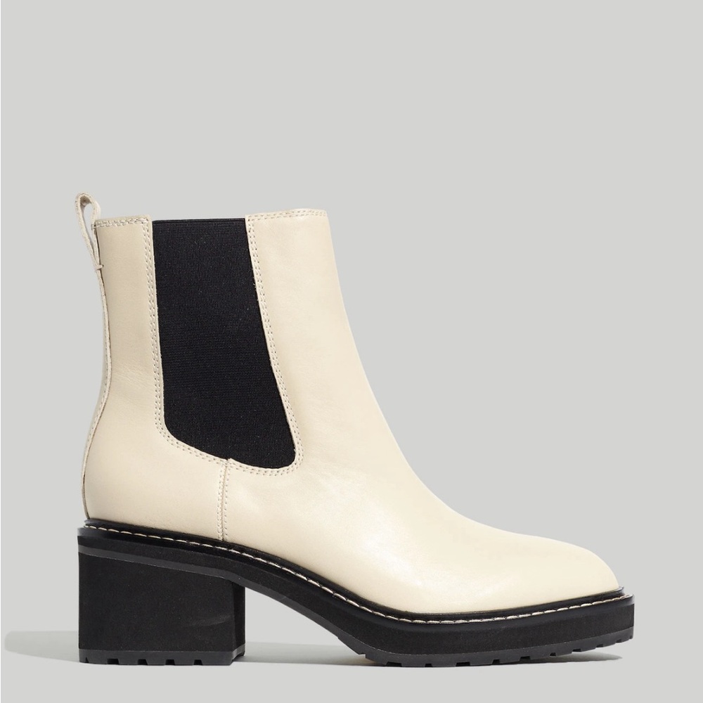 The Carina Platform Chelsea Boot in Harvest Moon